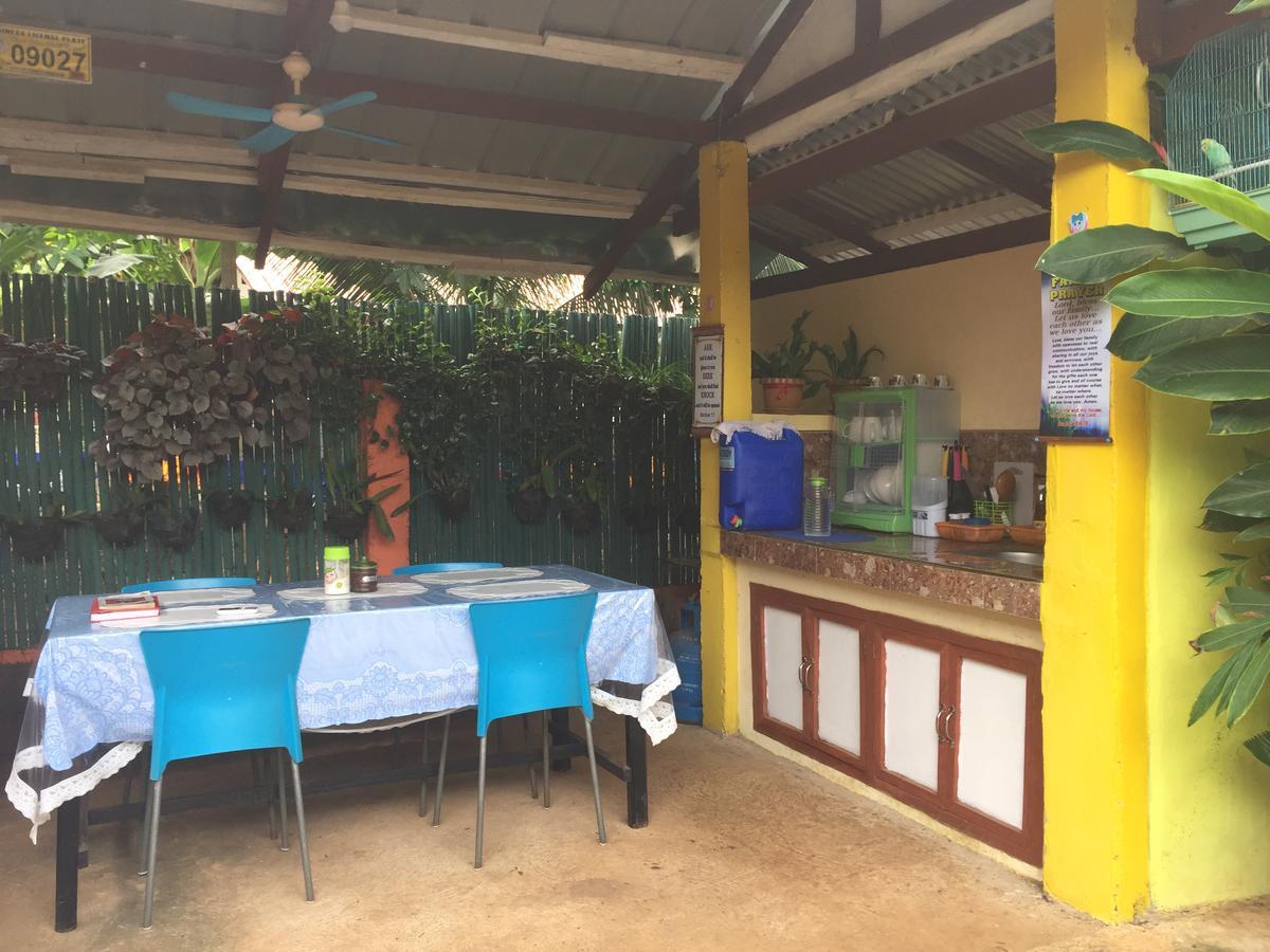 Amelia Homestay Puerto Princesa Exterior foto